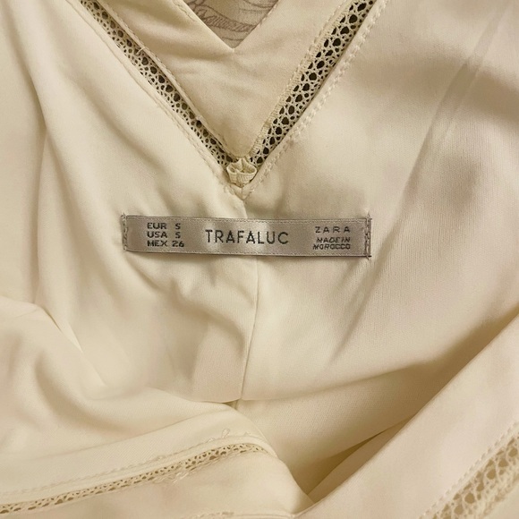 ✂️SOLD✂️Zara white mini dress in good condition - Picture 4 of 4